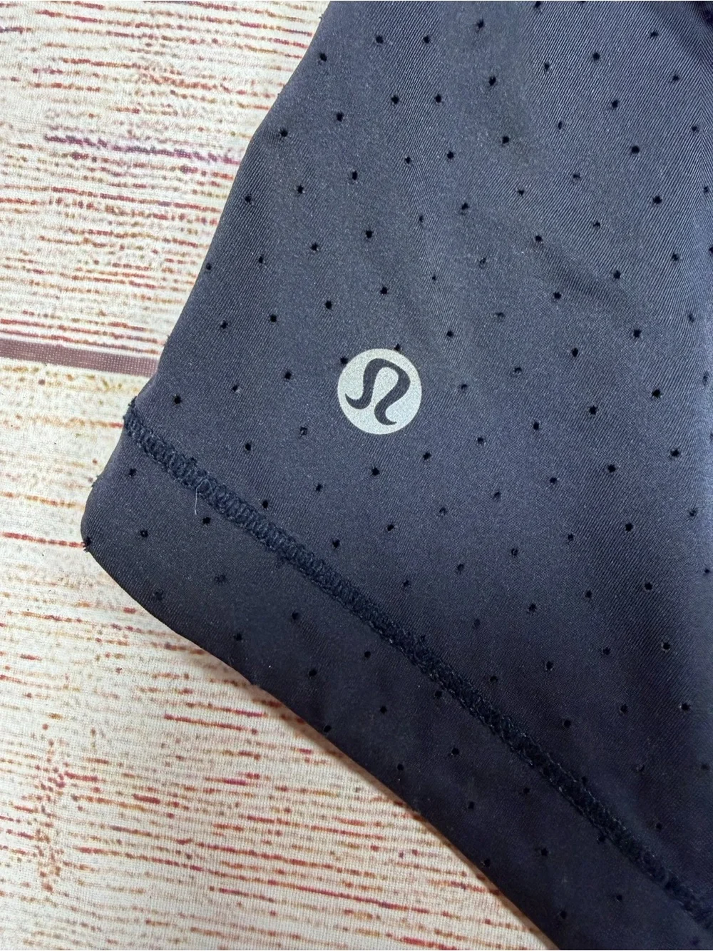 Lululemon Navy Mesh Women's‎ Athletic Shorts